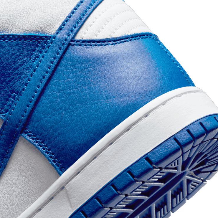 Nike SB Dunk High Kentucky Angle 5