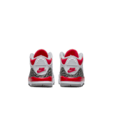 Air Jordan 3 Retro Fire Red (2022) (TD) Angle 3