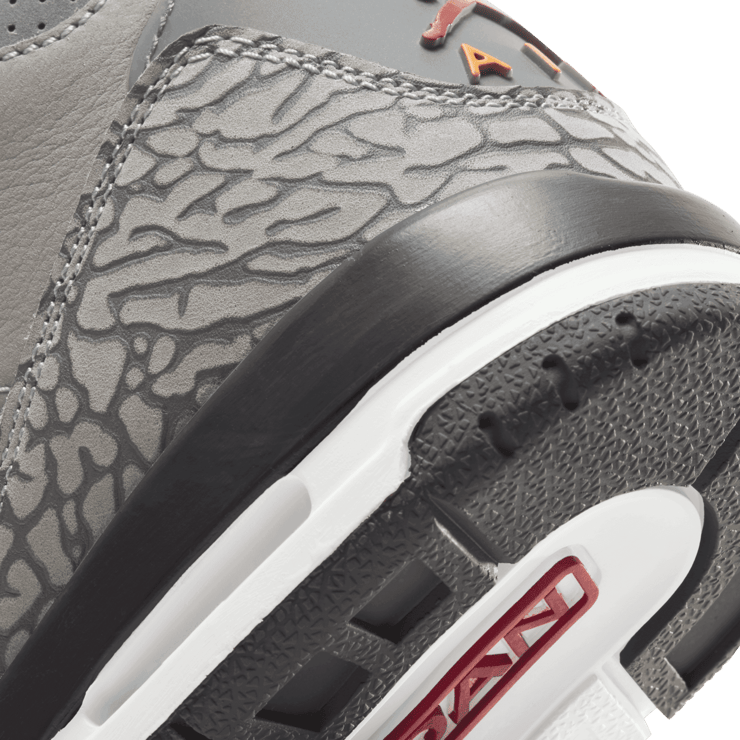 Air Jordan 3 Retro Cool Grey (2021) (GS) Angle 5