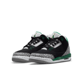 Air Jordan 3 Retro Pine Green (GS) Angle 2
