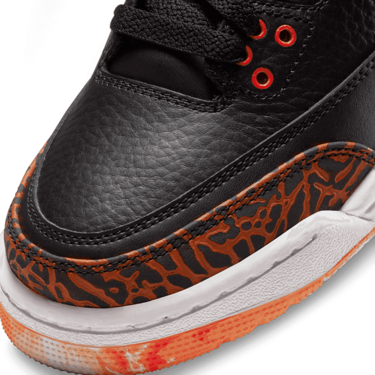 Air Jordan 3 Retro Kumquat (GS) Angle 4