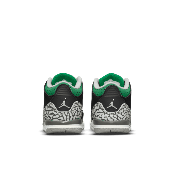 Air Jordan 3 Retro Pine Green (TD) Angle 3