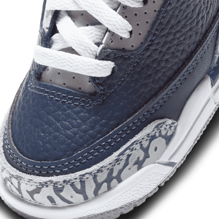 Air Jordan 3 Retro Georgetown (2021) (TD) Angle 4