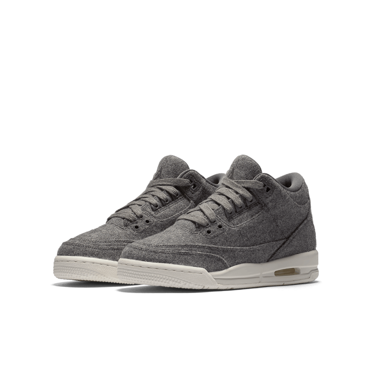 Air Jordan 3 Retro Wool (GS) Angle 2