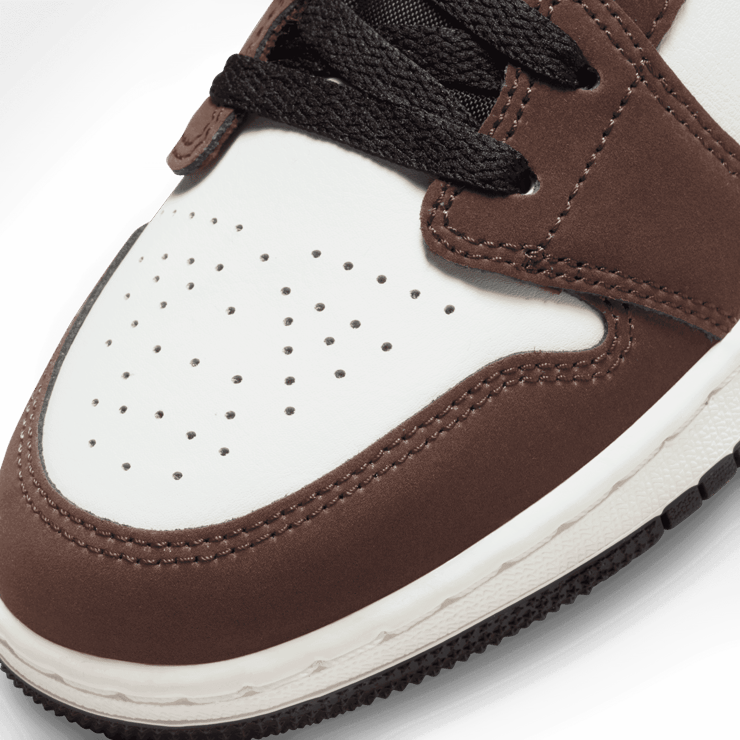 Jordan 1 Low Chocolate GS Angle 4