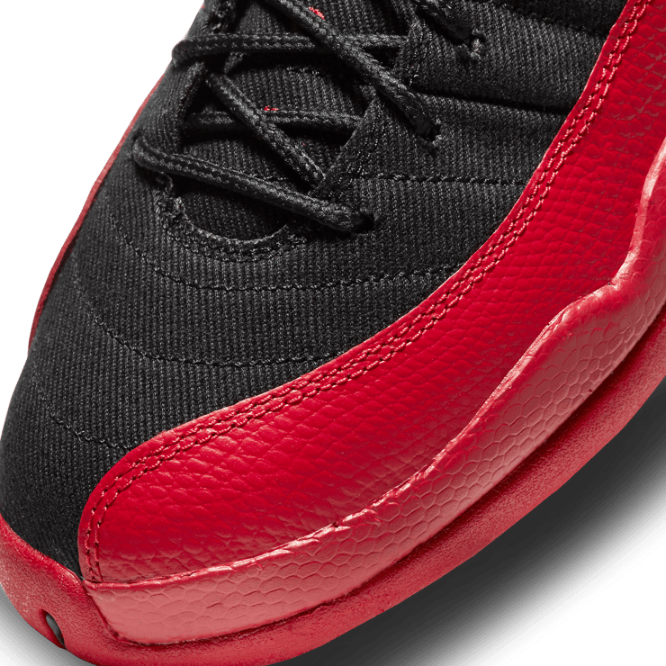 Air Jordan 12 Retro Low Super Bowl (GS) Angle 4