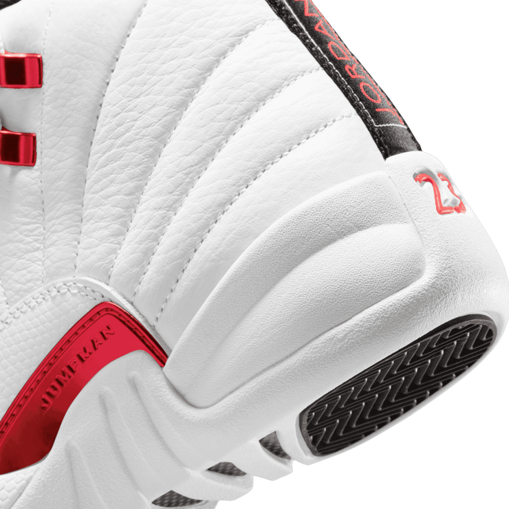 Air Jordan 12 Retro Twist (GS) Angle 5