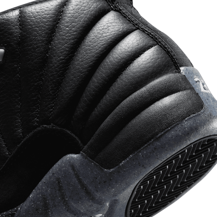 Air Jordan 12 Retro Utility (PS) Angle 5