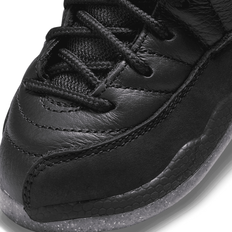 Air Jordan 12 Retro Utility (TD) Angle 4