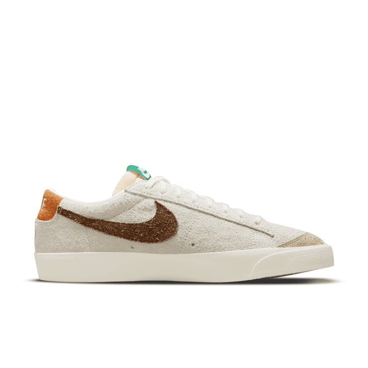 Nike Blazer Low '77 Premium Coconut Milk Angle 1