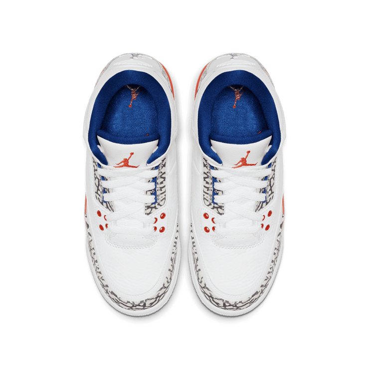 Air Jordan 3 Retro Knicks (GS) Angle 1