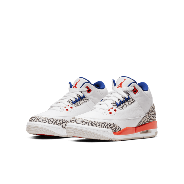 Air Jordan 3 Retro Knicks (GS) Angle 2