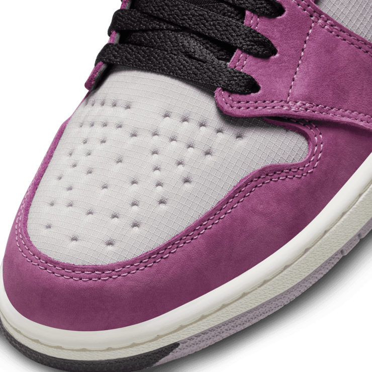 Jordan 1 High Element Gore-Tex Berry Angle 4