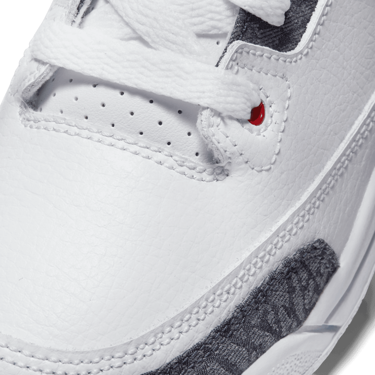 Air Jordan 3 Retro SE-T Fire Red Denim (PS) Angle 4