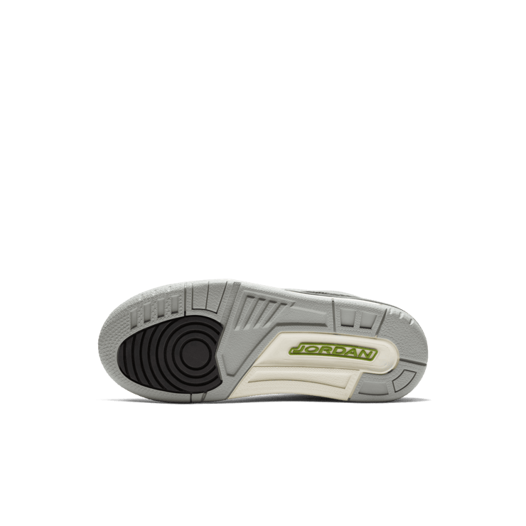 Air Jordan 3 Retro Chlorophyll (PS) Angle 0