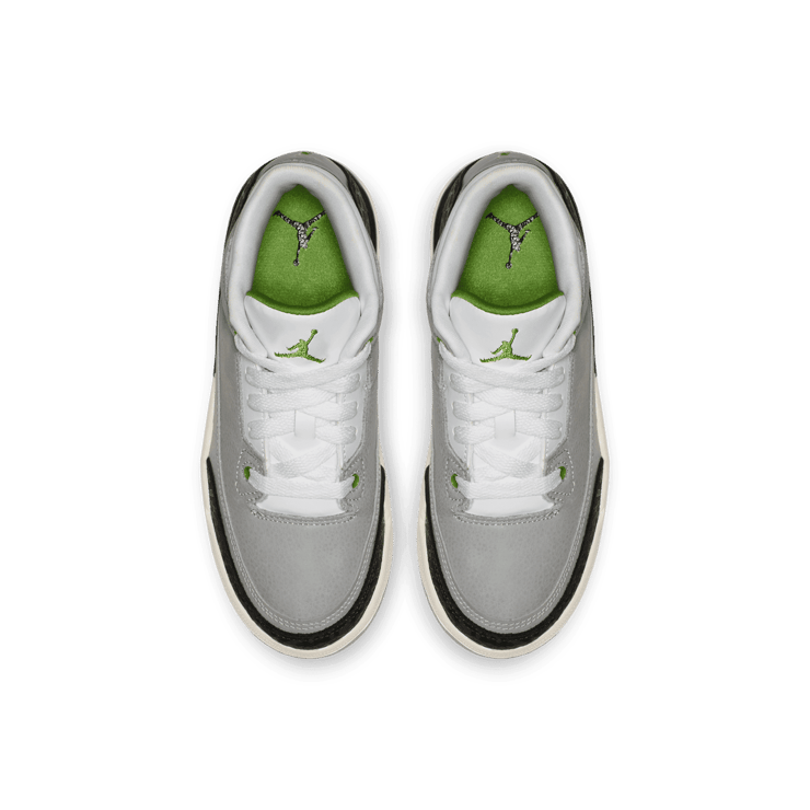 Air Jordan 3 Retro Chlorophyll (PS) Angle 1