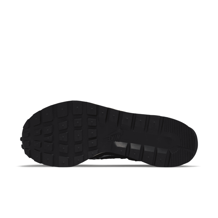 Nike Vaporwaffle sacai Jean Paul Gaultier Black White Angle 0