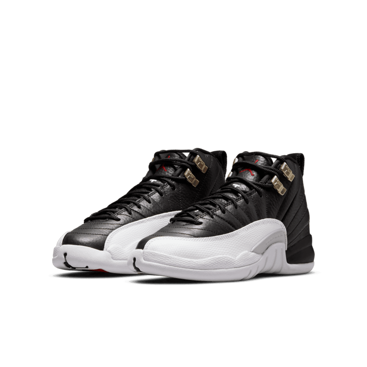 Air Jordan 12 Retro Playoffs (2022) (GS) Angle 2