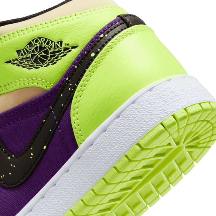 Air Jordan 1 Mid Volt Vivid Orange (GS) Angle 5