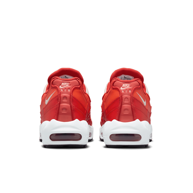 Nike Air Max 95 Picante Red Angle 3