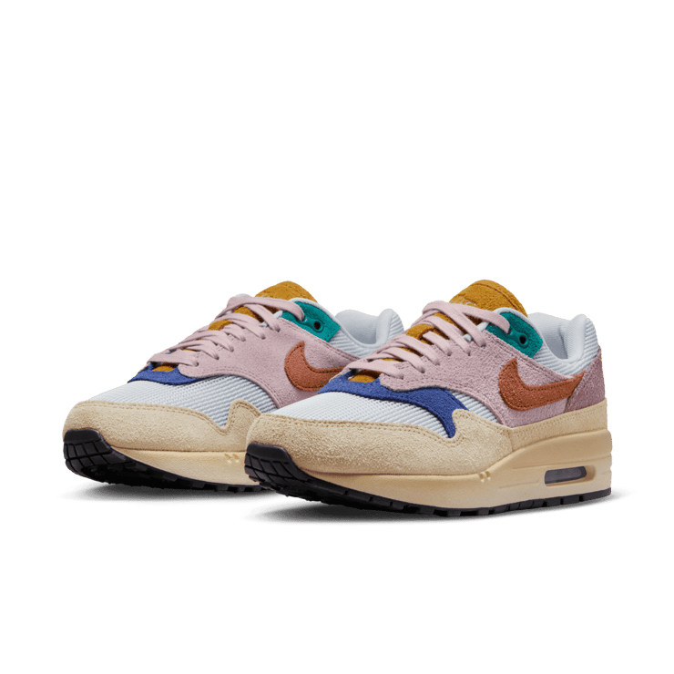 Nike Air Max 1 '87 Premium Tan Lines (W) Angle 2