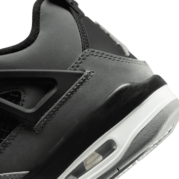 Air Jordan 4 Retro Infrared (GS) Angle 5