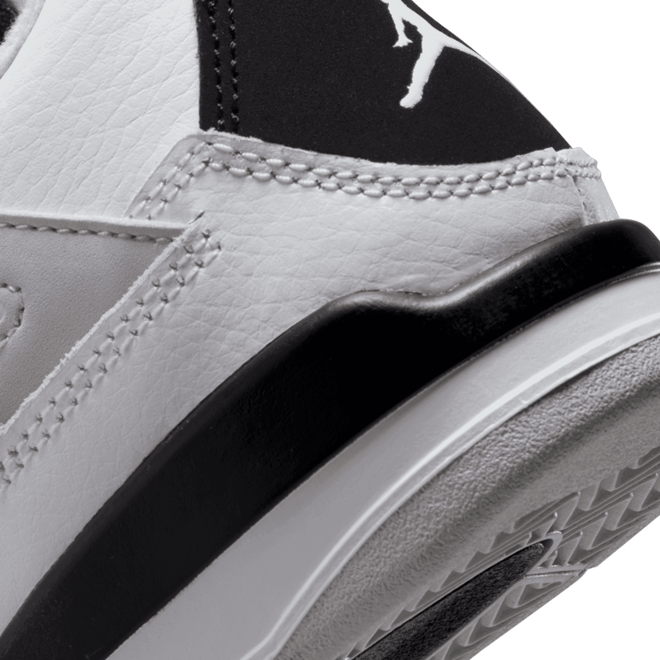 Air Jordan 4 Retro Military Black (PS) Angle 5