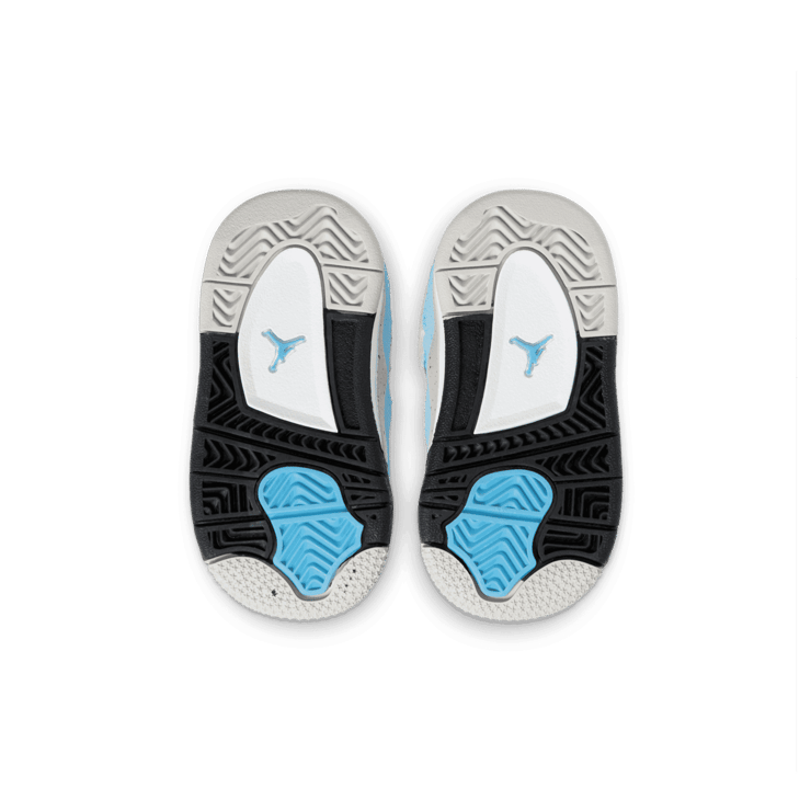 Air Jordan 4 Retro University Blue (TD) Angle 0