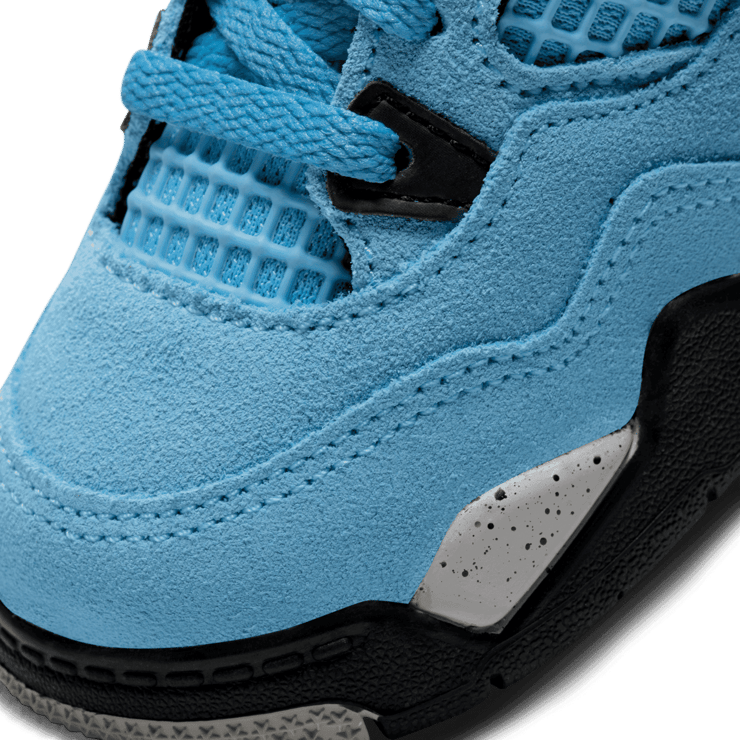 Air Jordan 4 Retro University Blue (TD) Angle 4