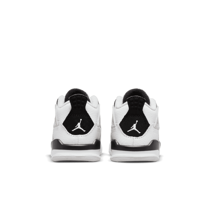 Air Jordan 4 Retro Military Black (TD) Angle 3