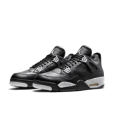 Air Jordan 4 Retro Oreo (2015) Angle 2
