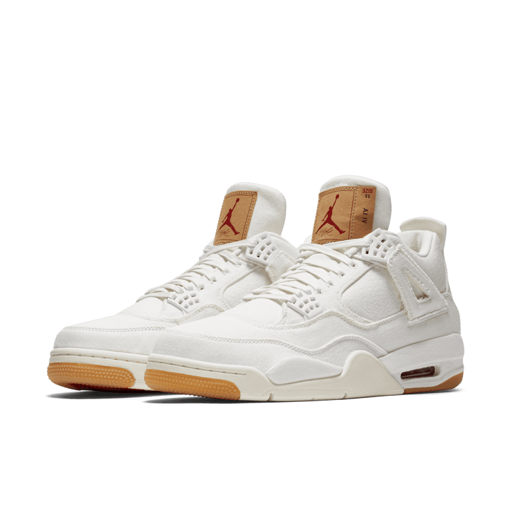 Air Jordan 4 Retro Levi's White (Levi's Tag) Angle 2