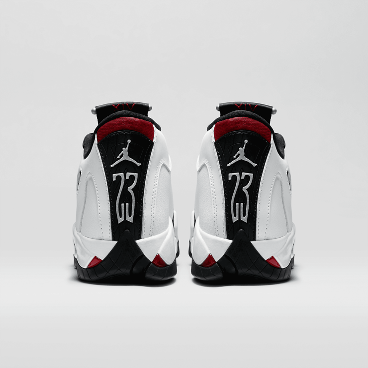 Air Jordan 14 Retro Black Toe (2014) (GS) Angle 3