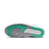 Air Jordan 2 Retro Crystal Mint (W) Angle 0
