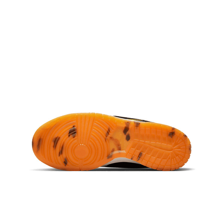 Nike Dunk Low CNY Year of the Tiger (GS) Angle 0