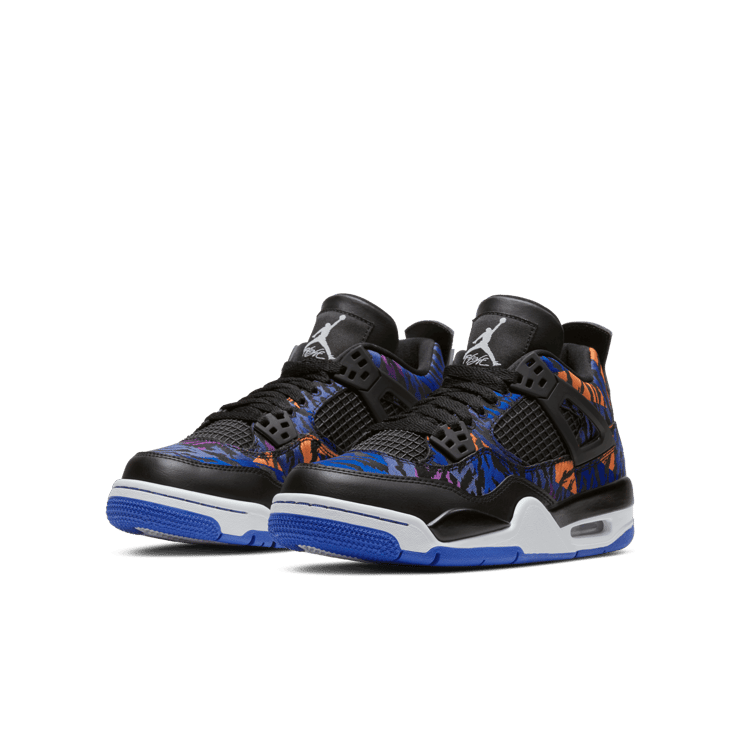 Air Jordan 4 Retro Black Rush Violet (GS) Angle 2