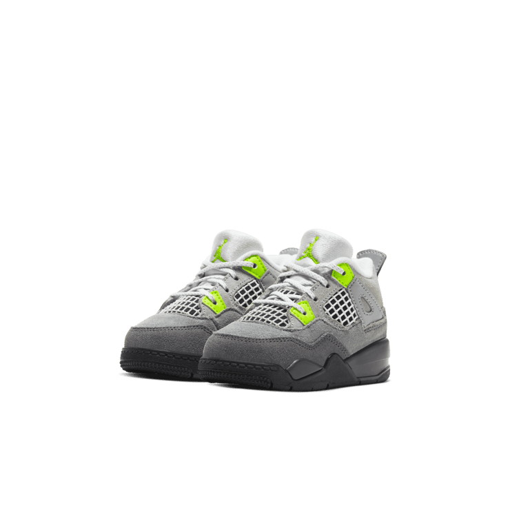Air Jordan 4 Retro SE 95 Neon (TD) Angle 2