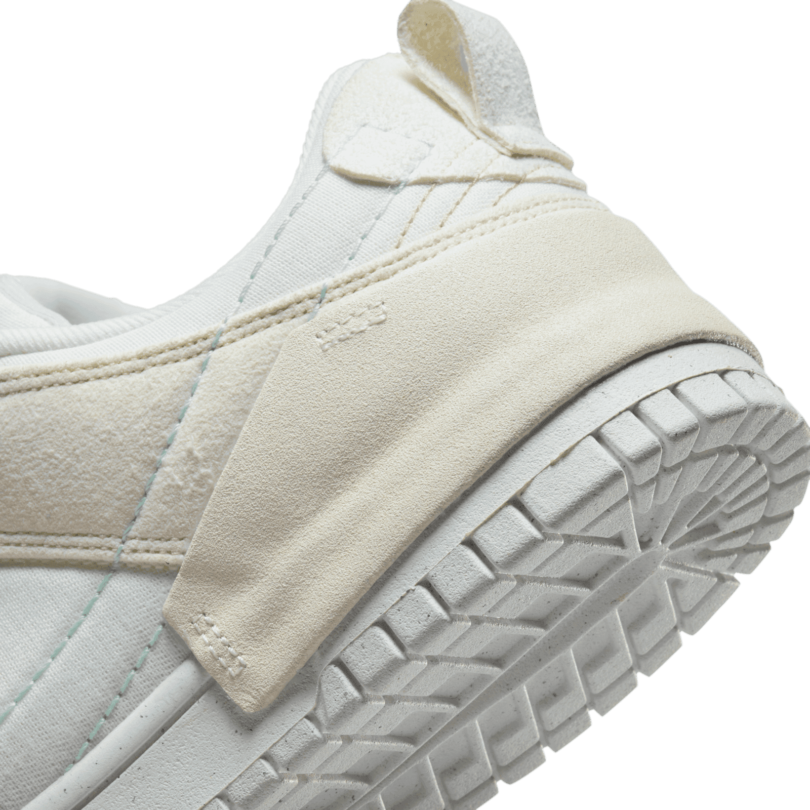 nike dunk low disrupt trainer in off white and beige