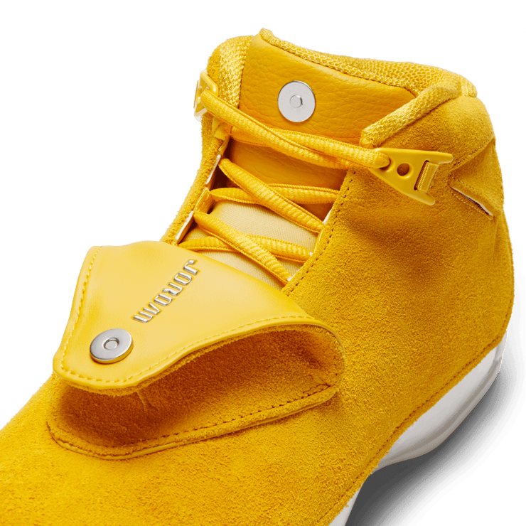 Air Jordan 18 Retro Yellow Ochre Angle 4