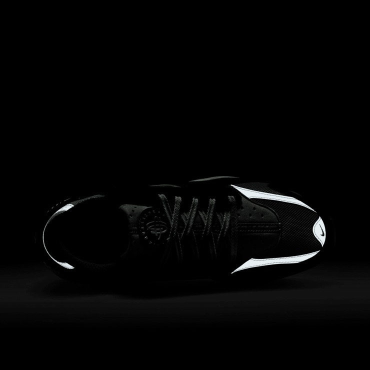 Nike Air Huarache Runner Light Smoke Grey Angle 6