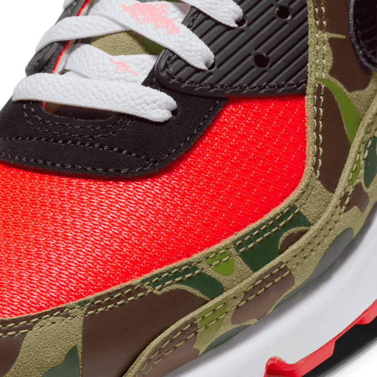 Nike Air Max 90 Reverse Duck Camo (2020) Angle 5