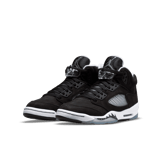 Air Jordan 5 Retro Moonlight (2021) (GS) Angle 2