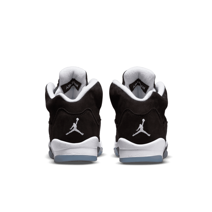 Air Jordan 5 Retro Moonlight (2021) (GS) Angle 3