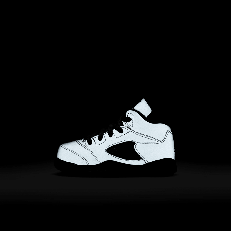 Air Jordan 5 Retro Green Bean (2022) (TD) Angle 7