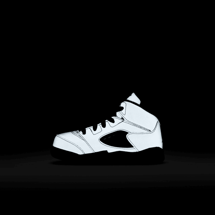 Air Jordan 5 Retro Green Bean (2022) (TD) Angle 8