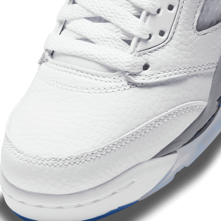 Air Jordan 5 Retro White Stealth (2021) (GS) Angle 4