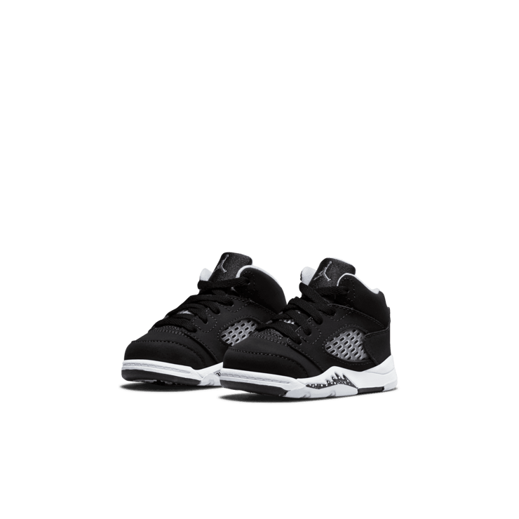 Air Jordan 5 Retro Moonlight (2021) (TD) Angle 2