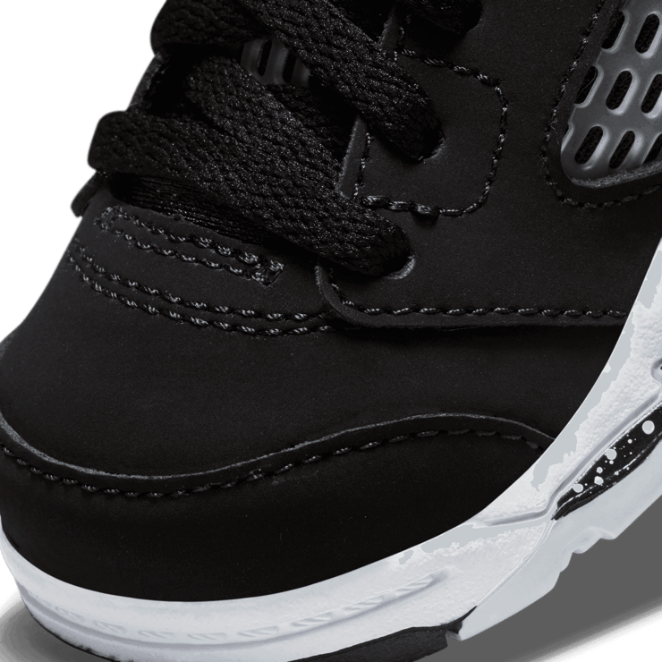 Air Jordan 5 Retro Moonlight (2021) (TD) Angle 4