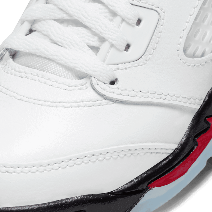 Air Jordan 5 Retro Fire Red Silver Tongue (2020) (PS) Angle 4