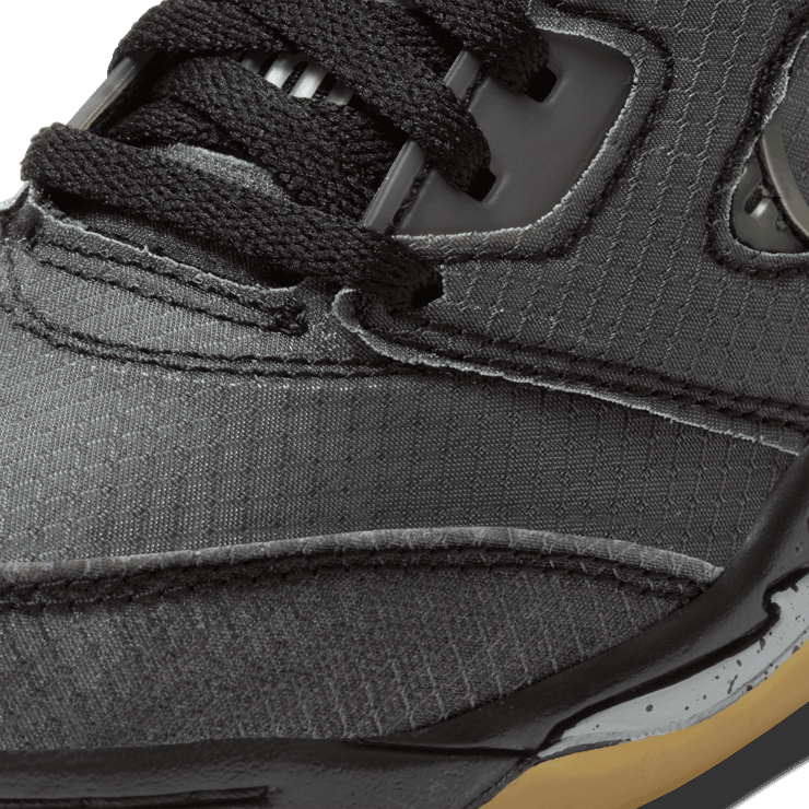 Air Jordan 5 Retro Off-White Muslin (PS) Angle 7